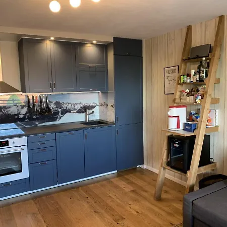 Διαμέρισμα Medran And Bike Base *